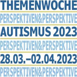  Das Logo der Autismuswoche Chemnitz. In blauer Schrift auf wei&szlig;en Hintergrund steht "Themenwoche Perspektiven & Perspektive Autismus 2023, 28.03 - 02.04.2023