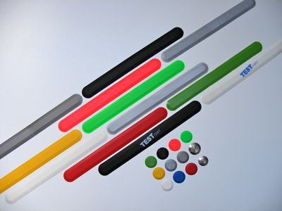 Bodenindikatoren in verschiedenen Farben und Ausführungen Bodenindikatoren in verschiedenen Farben und Ausführungen